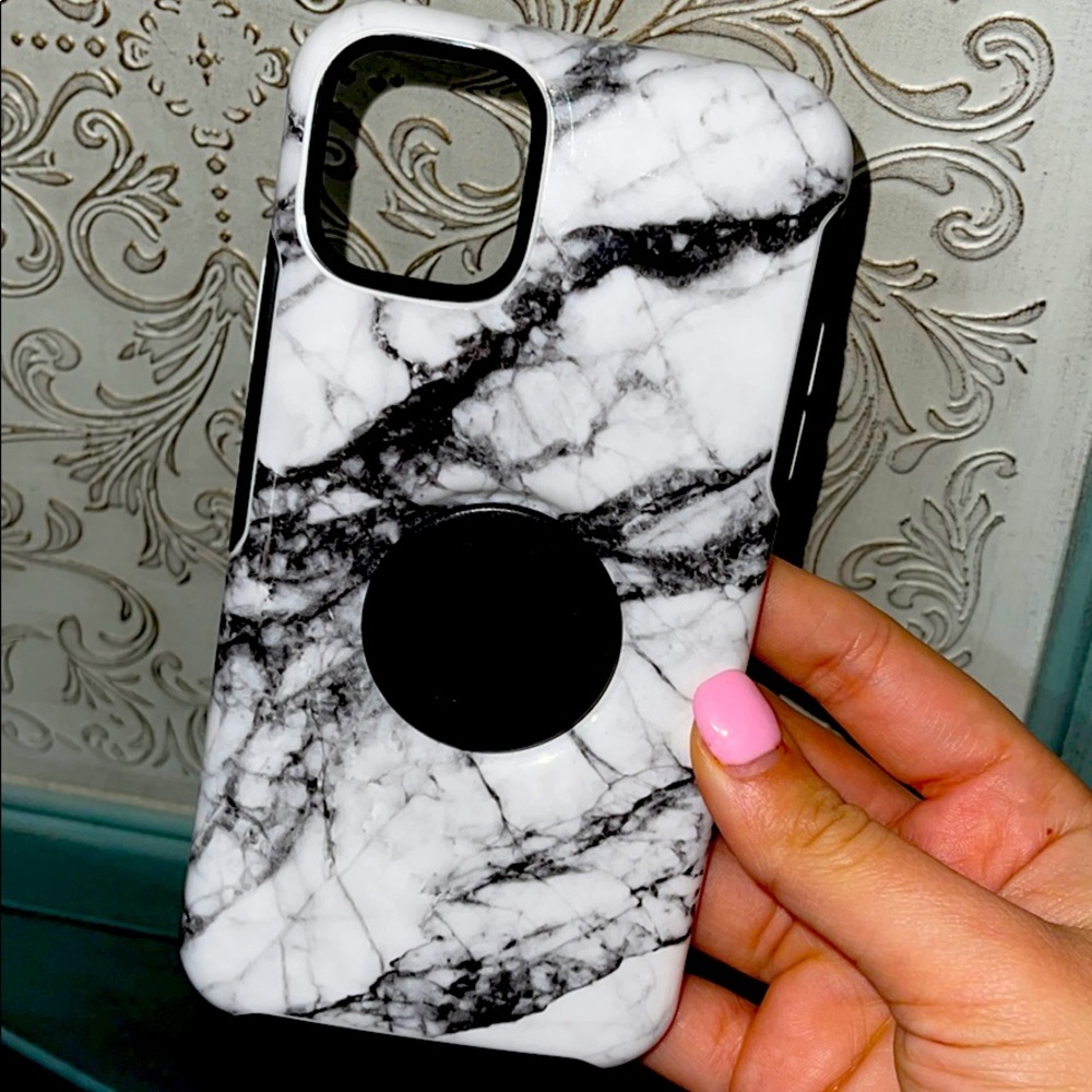 Otterbox + popsocket case iPhone 11 Pro MAX